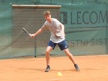 Kamničani prvič letos izgubili, v odločilnem srečanju dvojic so bili boljši gostje TK Center court iz Ljubljane (2)